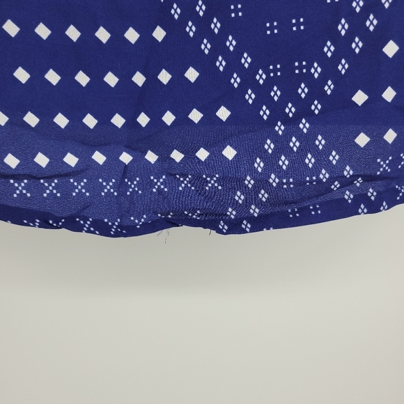 Fig Womens Blue Diamond Cross Pattern Top Light Weight Size XS - Picture 7 of 12